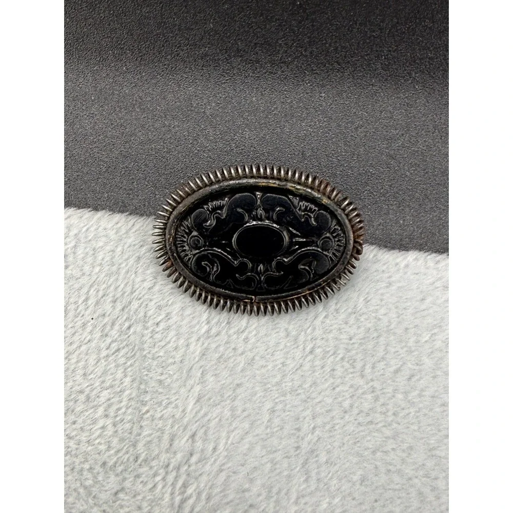 Vintage Victorian Black Mourning‎ Brooch OLD Gutta Percha?